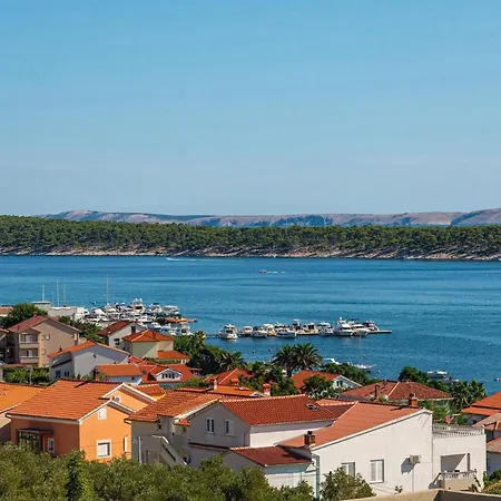 Σπίτι διακοπών Bura Rab