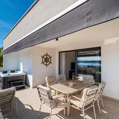 Ferienhaus Bura Rab