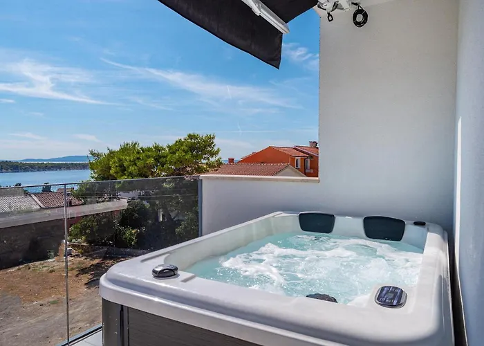 Bura Rab 度假居 *